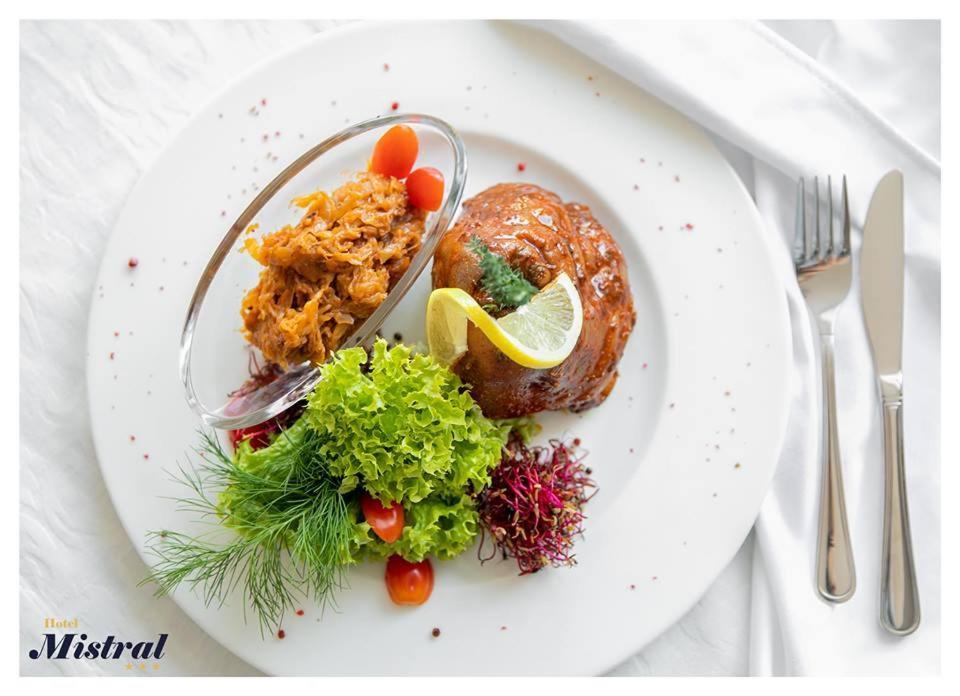 Hotel Mistral 마르키 외부 사진